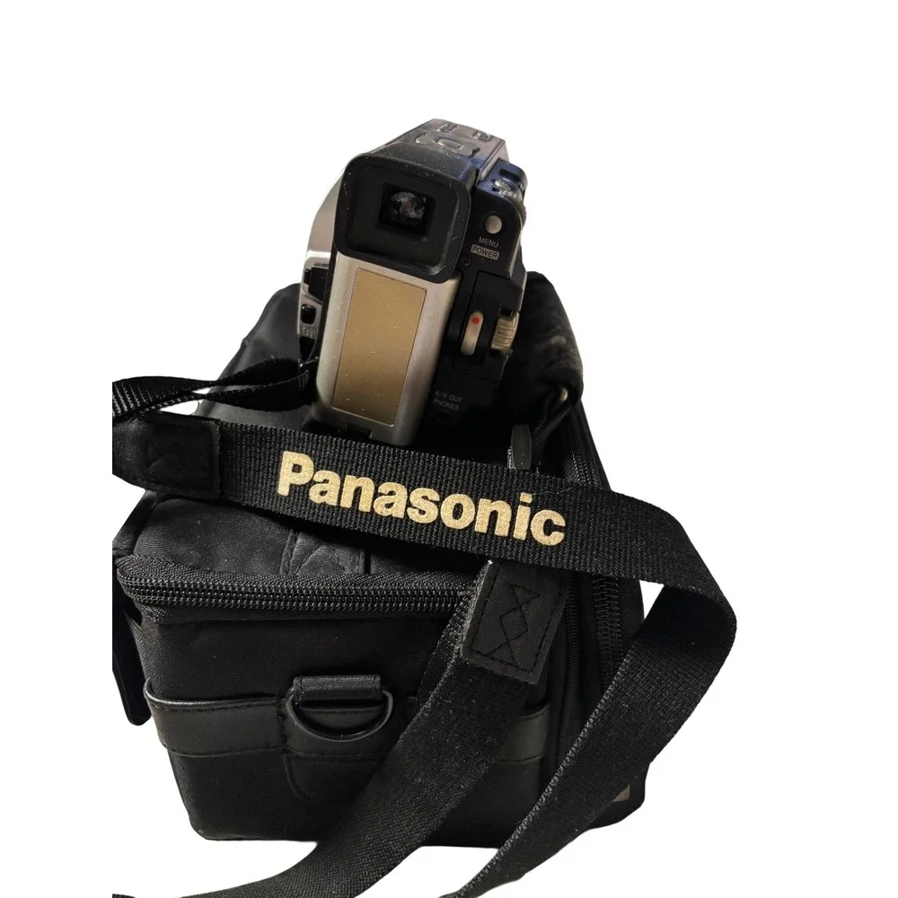 Panasonic‎ PV-DV102D Digital Zoom Video Recorder w HP Carrying Case Untested